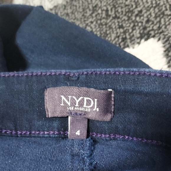 NYDJ Ladies Billie Bootcut (Slit) Leg Jeans. - Picture 3 of 9